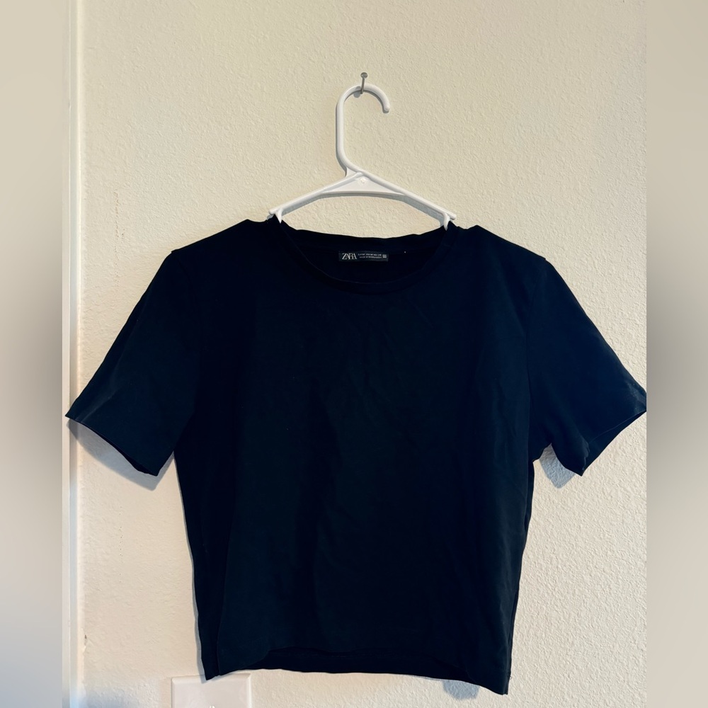 Zara Basic Black T-shirt